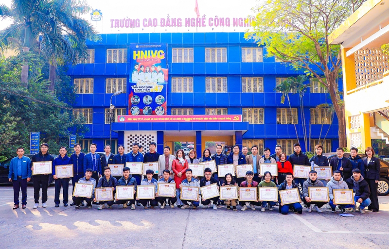 Top trường cao đẳng tốt nhất Hà Nội 3.jpg