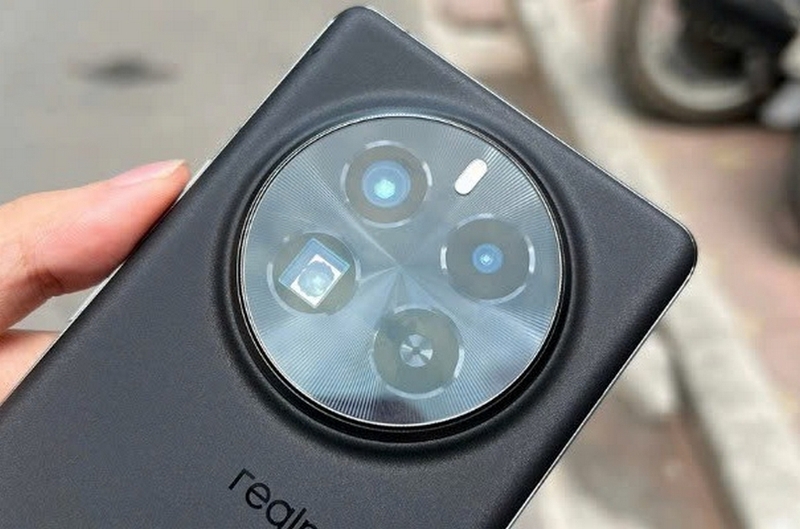 Trên tay realme GT5 Pro ảnh 4