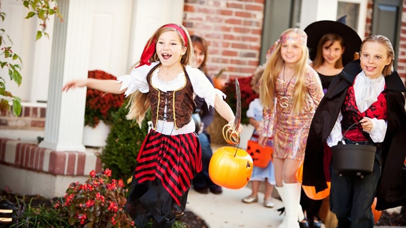 Trick or Treat là gì? 2