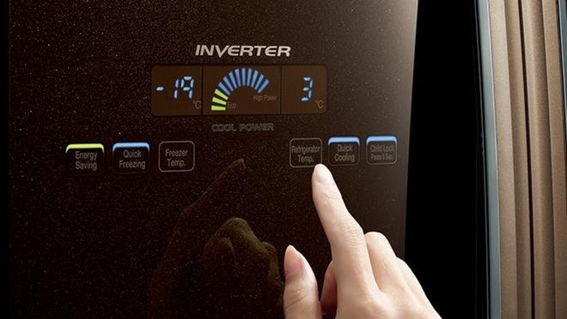 Tủ lạnh không phản hồi nút điều khiển hình 4.png