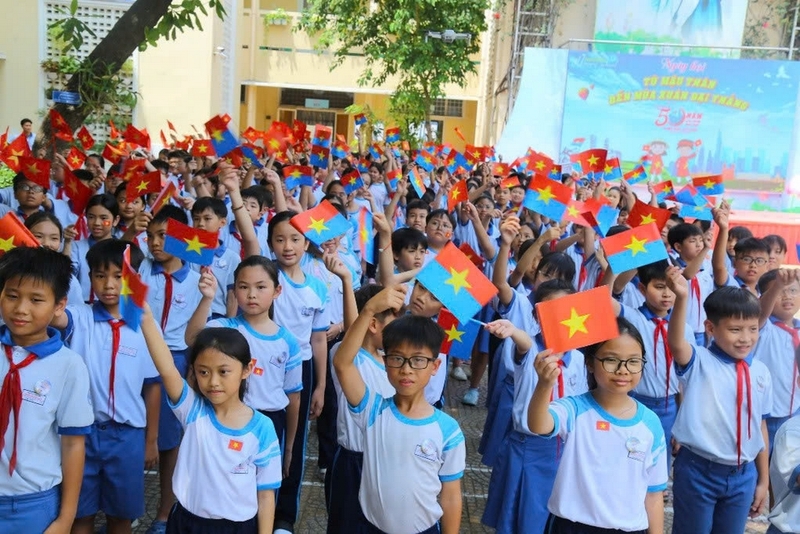 Tựu trường là gì Lịch tựu trường 2026 ảnh 1