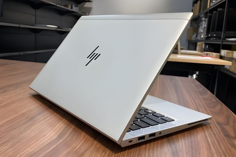 Ưu điểm laptop Elitebook 830 G8