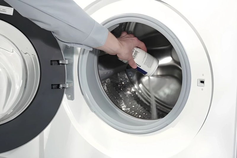 Vì sao cần vệ sinh lồng giặt định kỳ