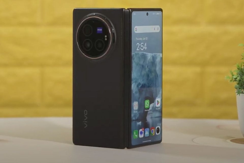 Vivo X Fold