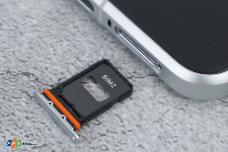 Mở hộp Xiaomi 15 Ultra - ảnh 8