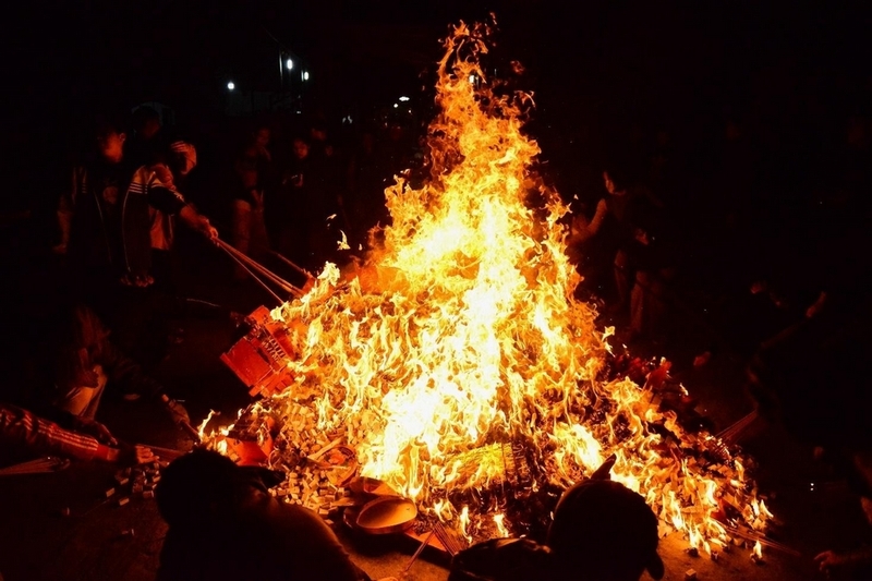 Xin lửa là gì 5