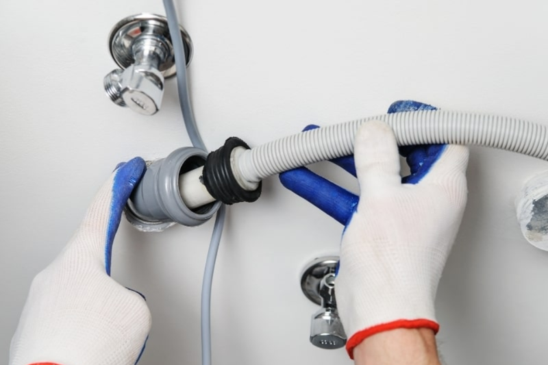 Xử lý ống xả nước bị tắc hoặc đặt sai