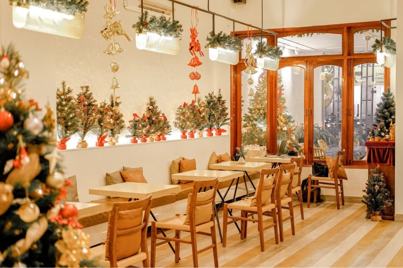 Ý nghĩa của việc trang trí Noel quán cafe