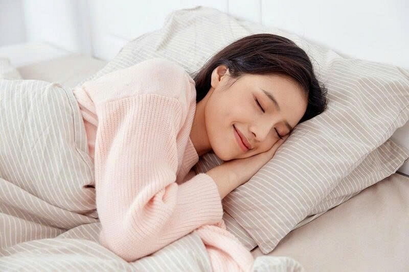 Yến chưng táo đỏ hạt chia ảnh 2