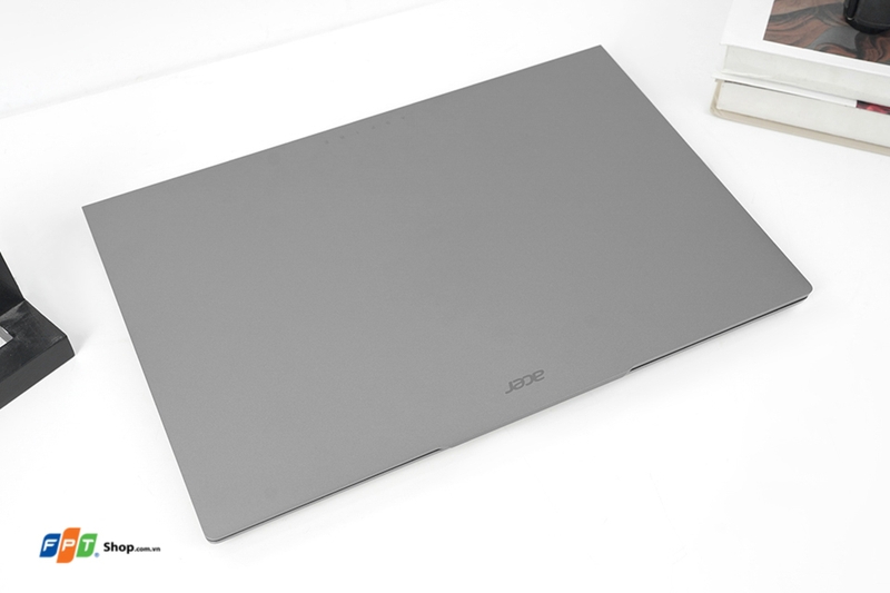 Acer Aspire và Asus VivoBook ảnh 1