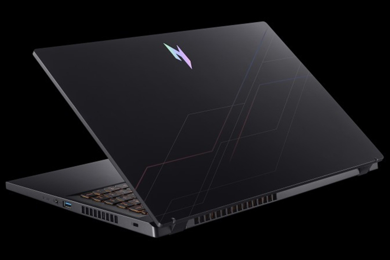 acer-gaming-nitro-v-15-pp-anv15-52-74um-1.jpg