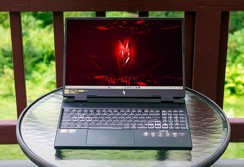 Laptop Acer Nitro V ANV16 41 R4KD - 01
