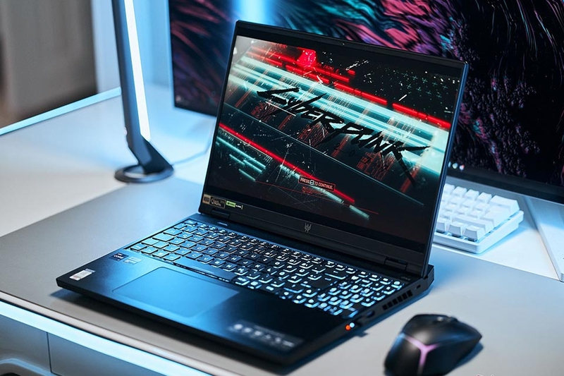 Laptop Acer Predator Helios Neo PHN16-72-78L4 - 09