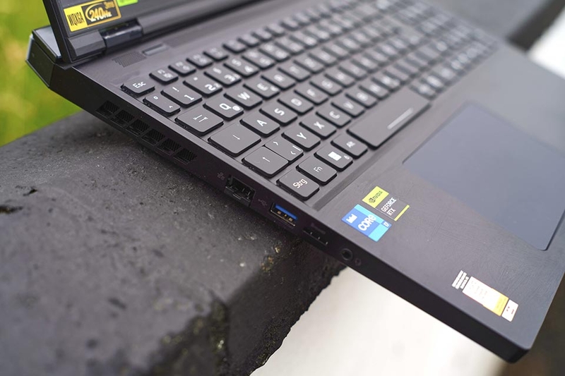 Laptop Acer Predator Helios Neo PHN16-72-78L4 - 02