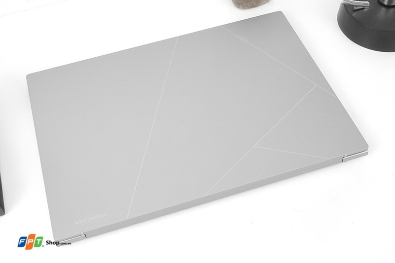 acer swift 3 và asus zenbook ảnh 2