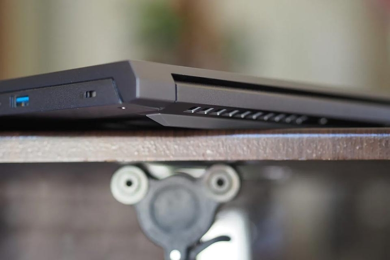 Laptop Acer Swift X 14 AI SFX14-79UW - 05