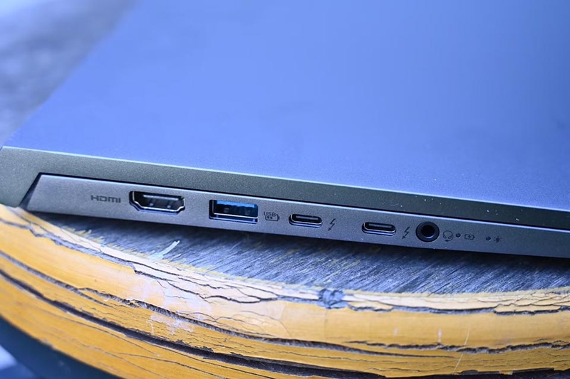 Acer Swift X 14 AI OLED Ultra 7 155H - 08