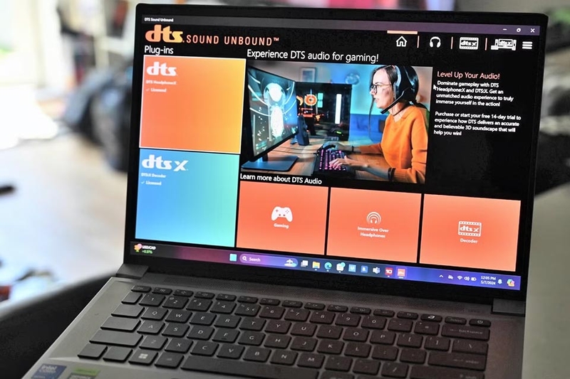 Acer Swift X 14 AI OLED Ultra 7 155H - 09