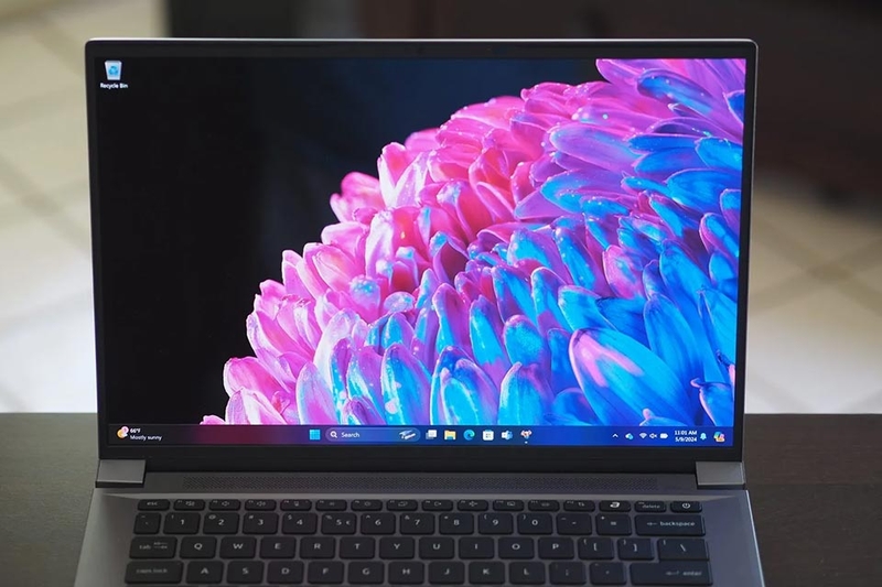 Laptop Acer Swift X 14 AI SFX14-79UW - 09