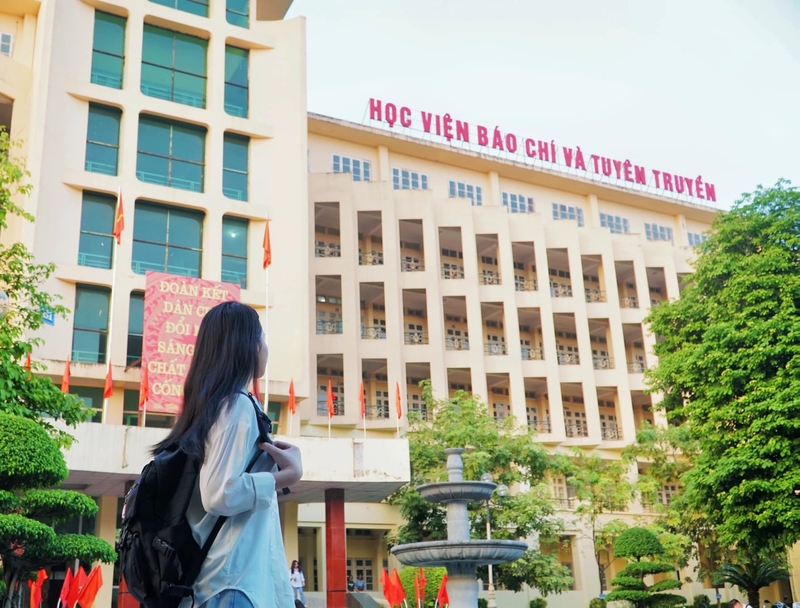 AJC là trường gì 1