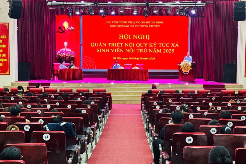 AJC là trường gì 6