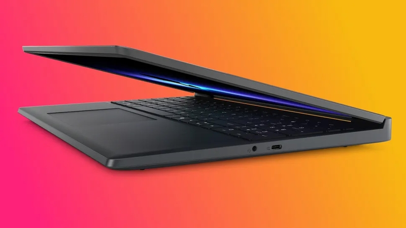 alienware-15-ra-mat-207204-4.jpg