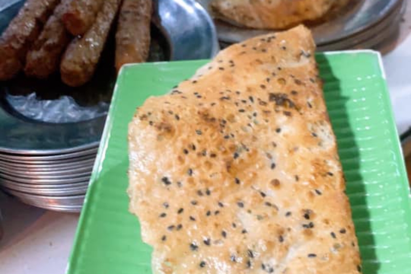 Bánh tráng nướng Phan Rang Cô Chín