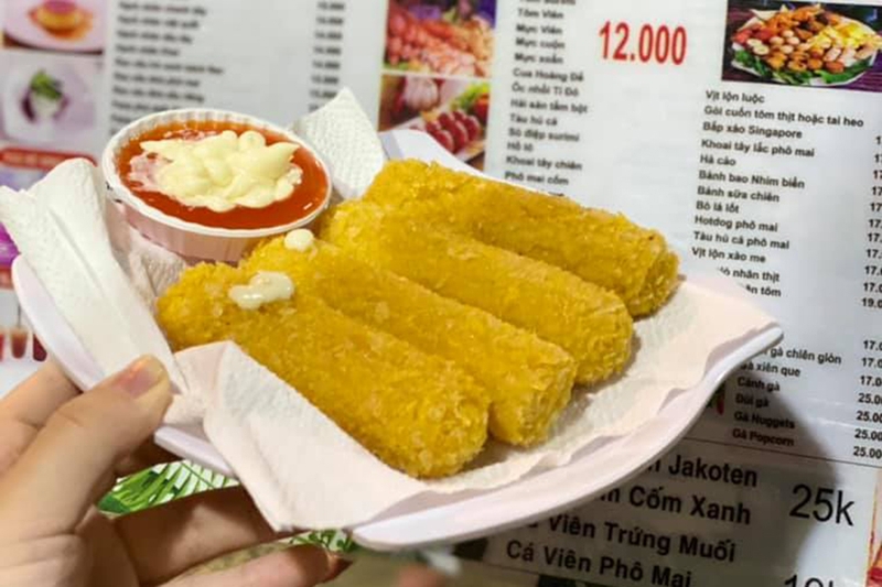 Tí Đô Quán: Combo ăn vặt đa dạng