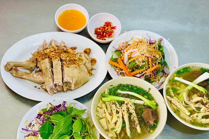 Cháo vịt Thanh Đa: Nóng hổi, đậm vị