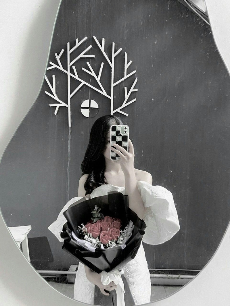 ảnh che mặt nữ hình 22