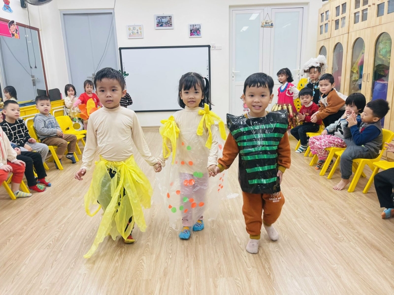 Sáng tạo nghệ thuật từ vật liệu tái chế 5