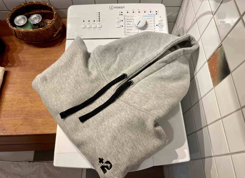 Áo hoodie có giặt máy được không 1