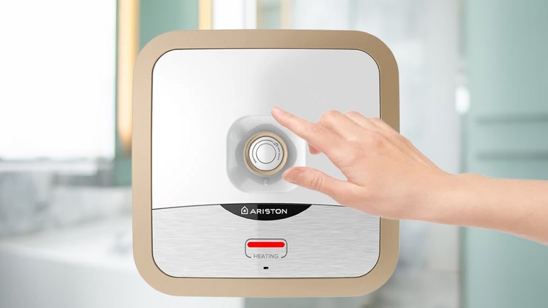 Máy nước nóng gián tiếp Ariston 30 lít AN2 30 RS 2.5 FE MT 2500W