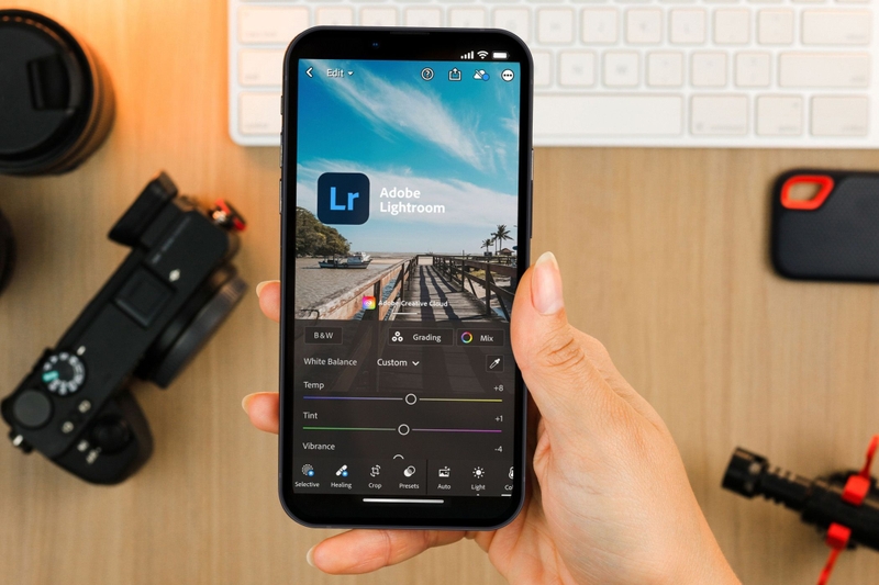 app chỉnh màu đẹp nhất 2025 Lightroom