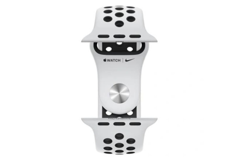 apple-day-deo-apple-watch-nike-sport-band-40mm-pure-platinum-black-sm-ml-5.jpg
