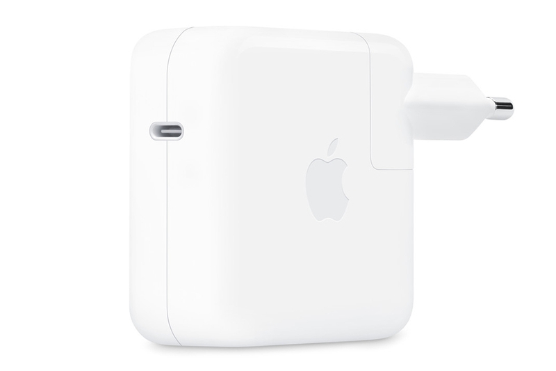 apple-sac-70w-usb-c-power-adapter-3.jpg