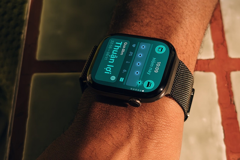 Apple Watch Series 12 5G 46mm Viền titan Dây Quấn Milan 8