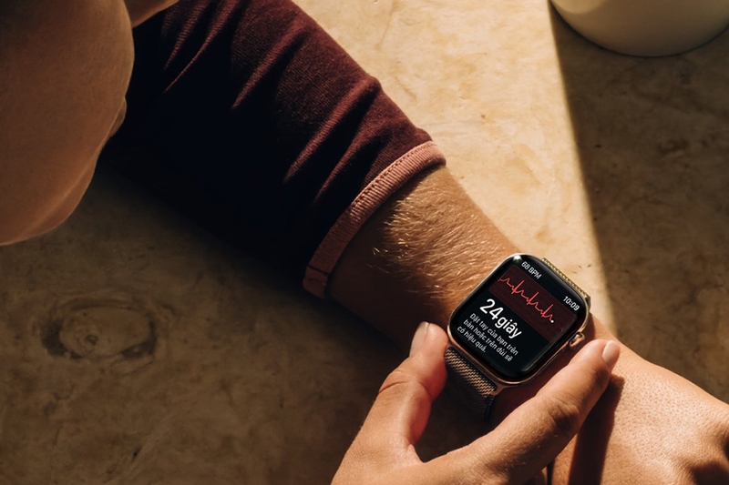 Apple Watch Series 12 5G 46mm Viền titan Dây Quấn Milan 5
