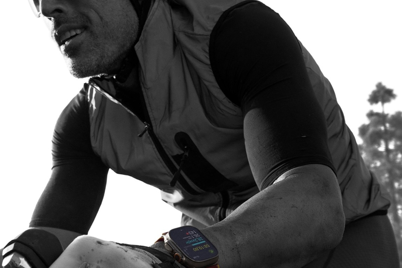 Apple Watch Ultra 4 5G 49mm Viền titan Dây Quấn Milan Titan 9