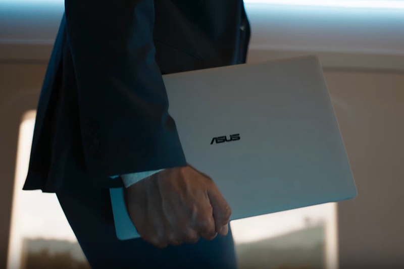 Laptop Asus ExpertBook 2