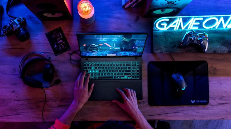 Laptop ASUS V16 Gaming 2