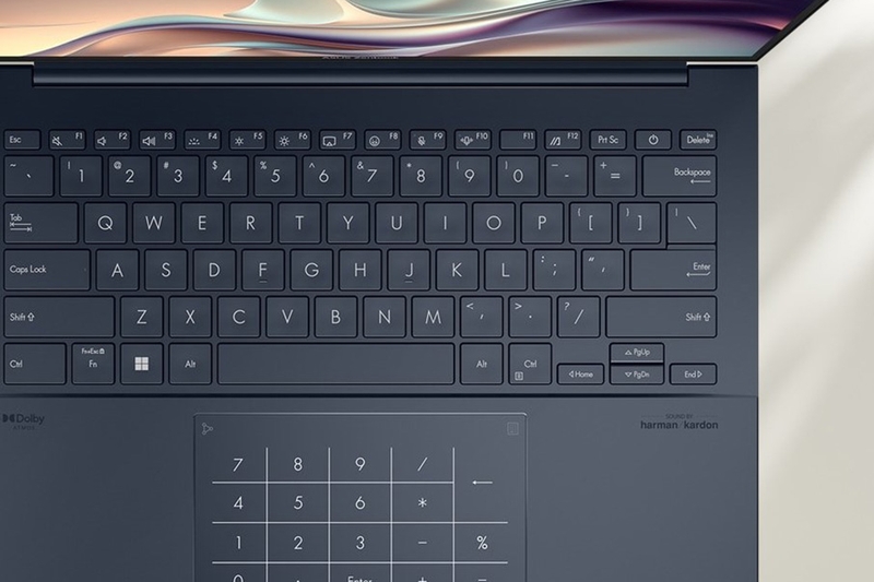 Asus Zenbook 14 OLED UX3405CA-PZ368WS bàn phím mượt