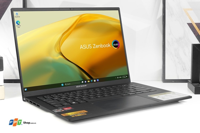 asus zenbook và macbook pro ảnh 5