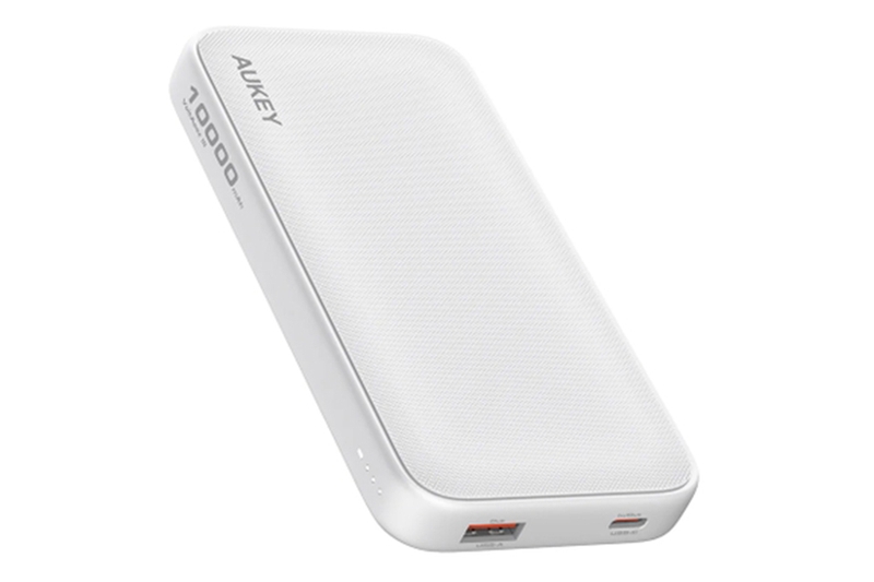 aukey-pb-y46-pd-15w-2.jpg