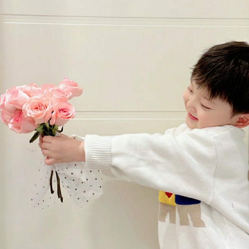 Avatar đôi 20 10 ngọt ngào cho cặp đôi