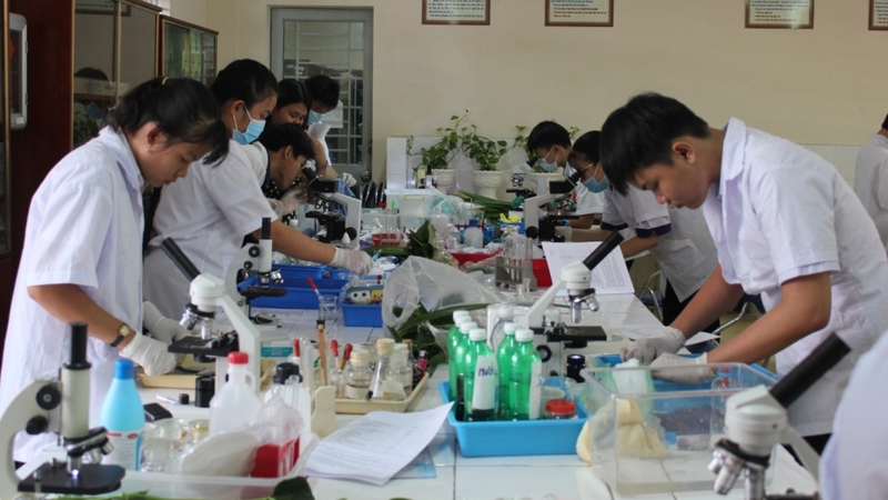Để học tốt môn Sinh, cần phải nắm rõ lý thuyết