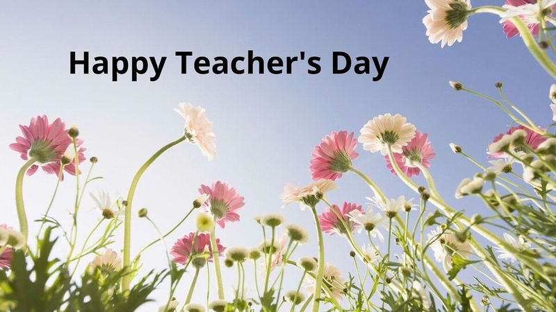 Mẫu background 20/11 khung cảnh bầu trời