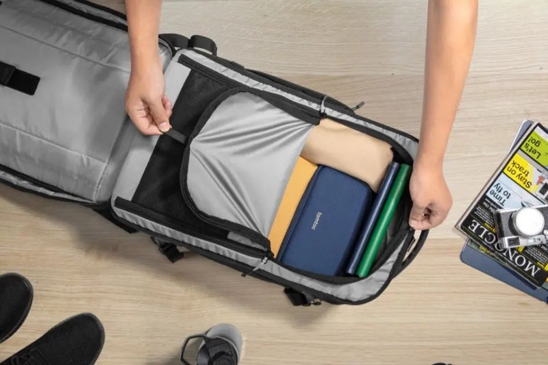 balo-tomtoc-navigator-travel-backpack-17-inch-2.jpg