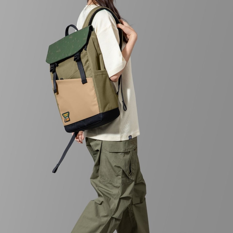 balo-tomtoc-t64-slash-flip-rucksack-16-inch-t64m1t1gc-2.jpg