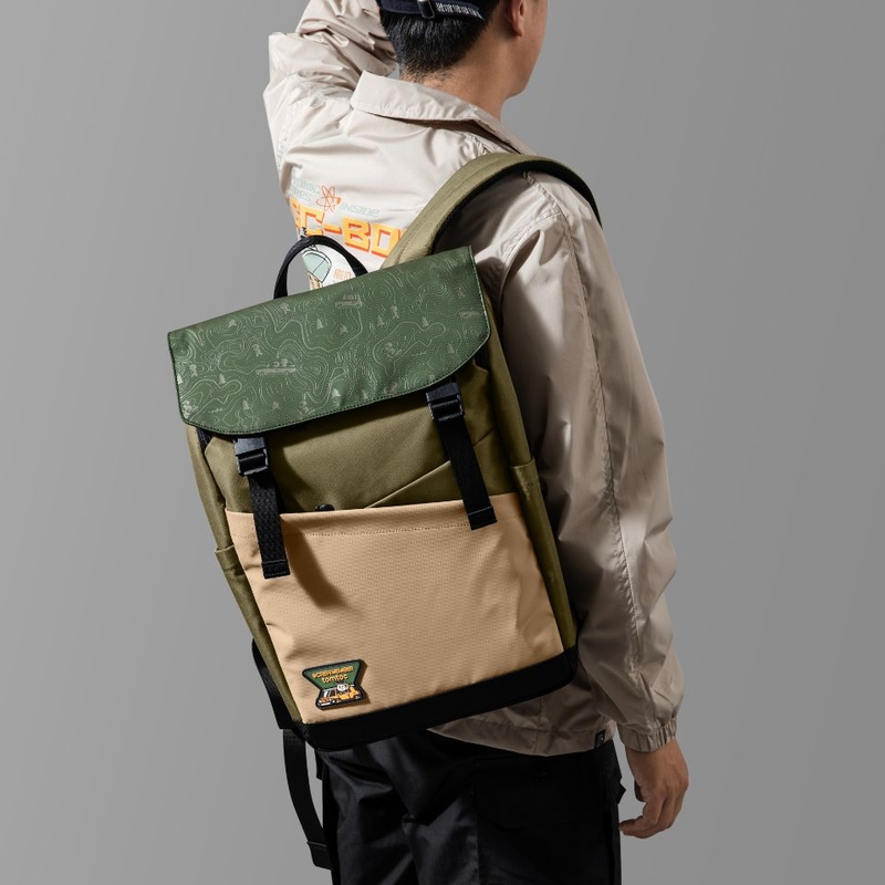 balo-tomtoc-t64-slash-flip-rucksack-16-inch-t64m1t1gc-5.jpg